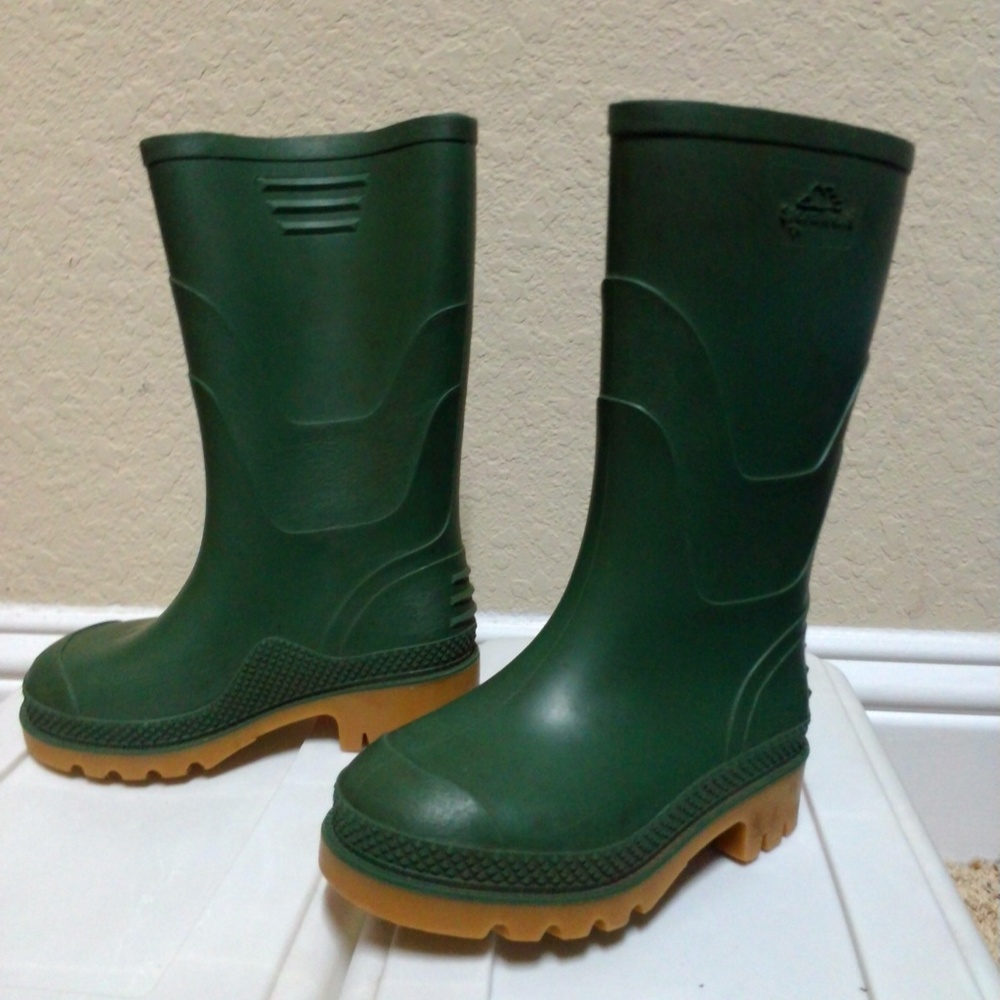 Toddler rain boots